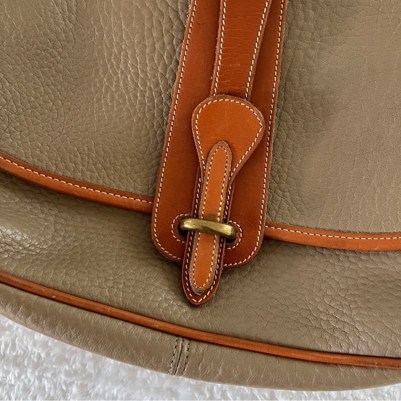 Dooney &  Bourke Vintage Equestrian Taupe AWL Crossbody Bag - Picture 2 of 6
